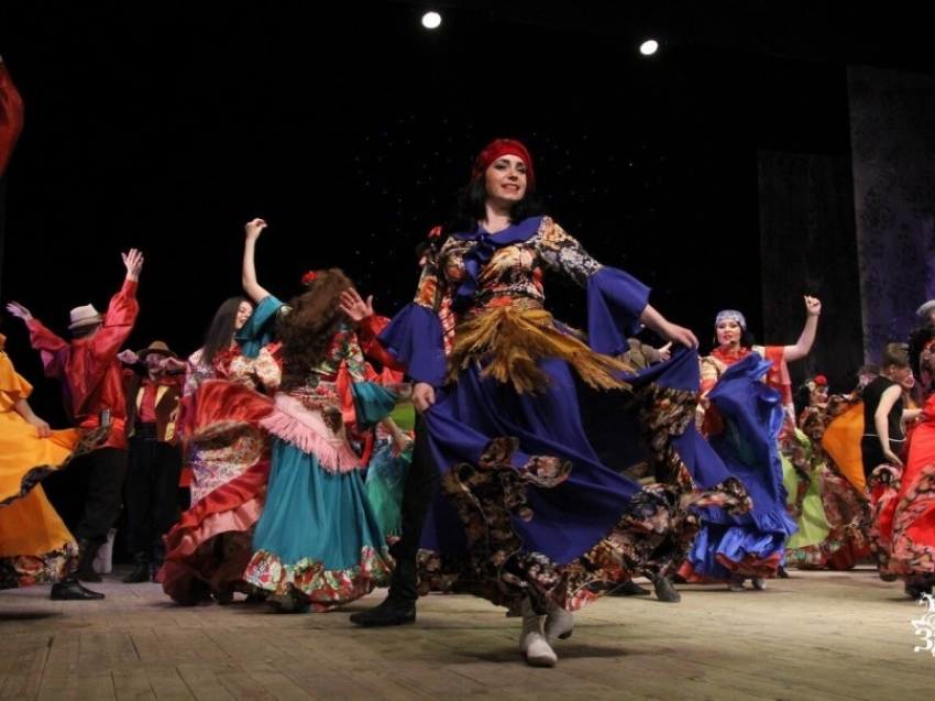 Спектакль о жизни цыган региона представит театр «Забайкальские узоры»    